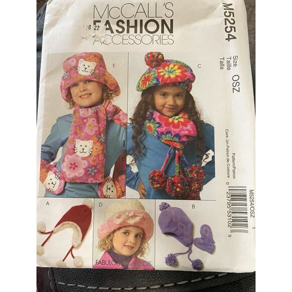 NEW/UNCUT M5254 McCall's Fashion Pattern Children Hats, Mittens, Scarves (OSZ) - Picture 1 of 3